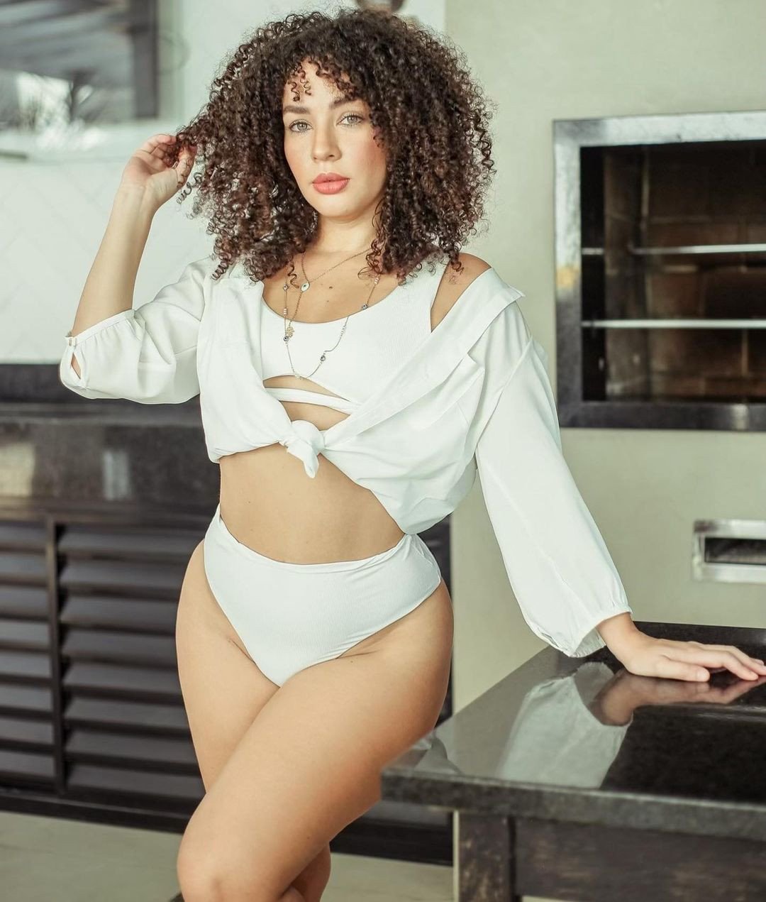 Bruna Caixeiro