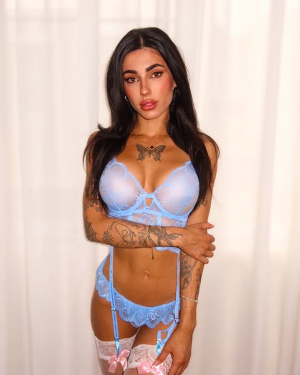 Chloe Mira