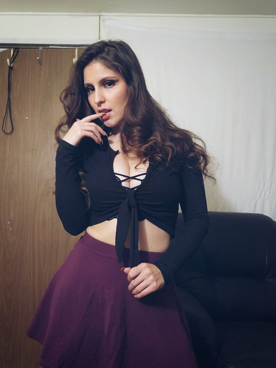 Nina Capel