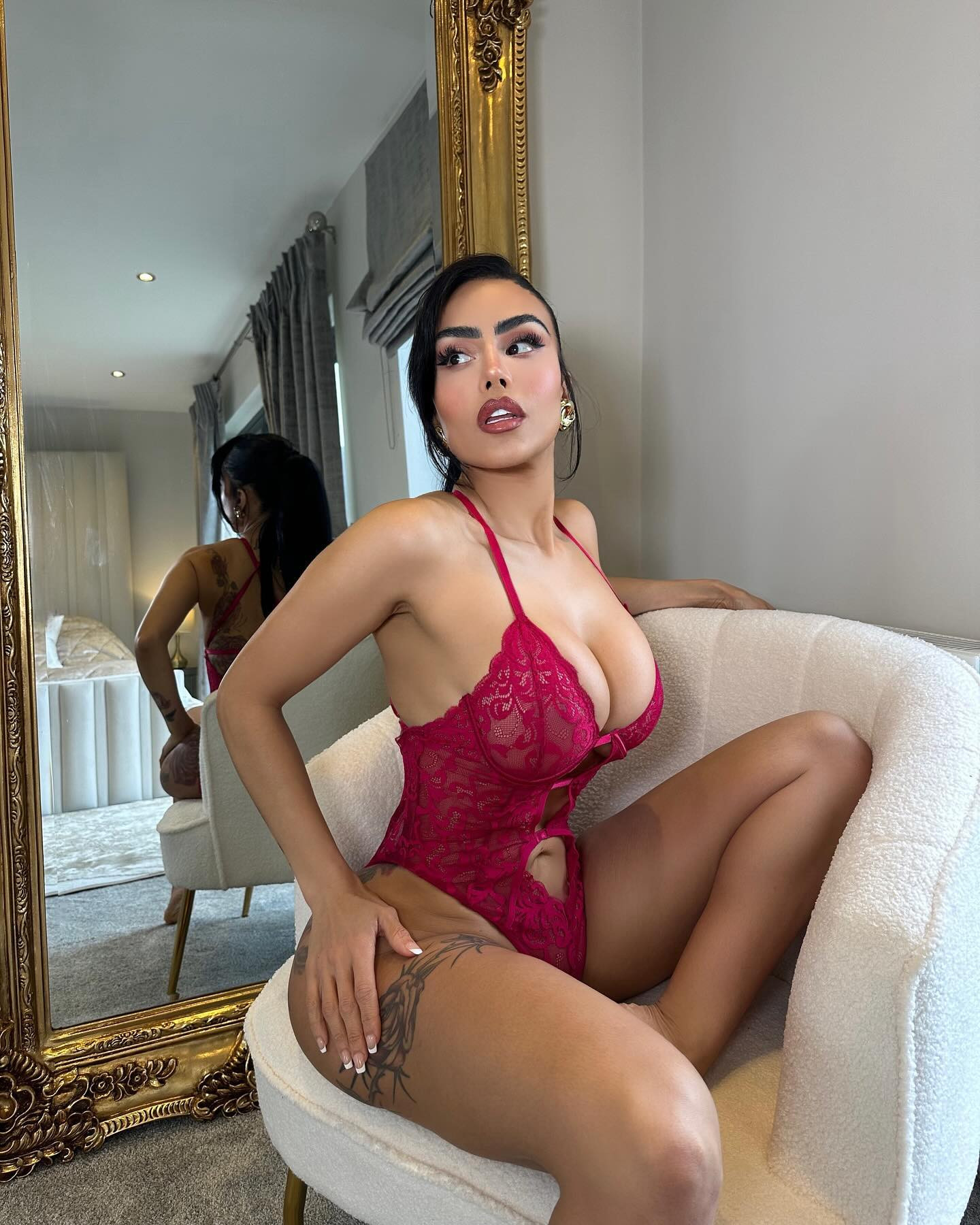 Leaked Chloe Saxon Nude Photo #4