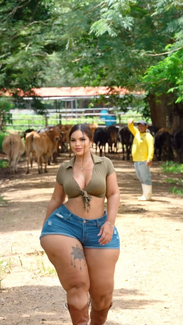 Leaked Gracie Bon Nude Photo #13