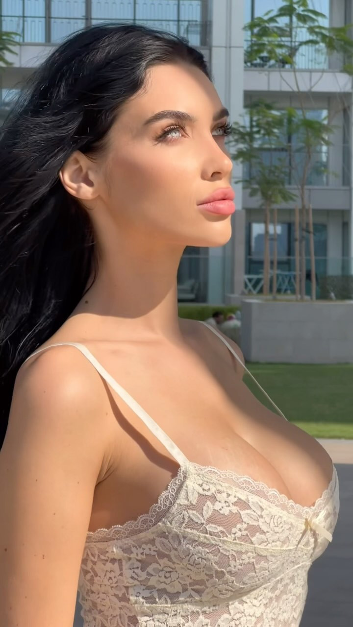 Leaked Melinda London Nude Photo #2