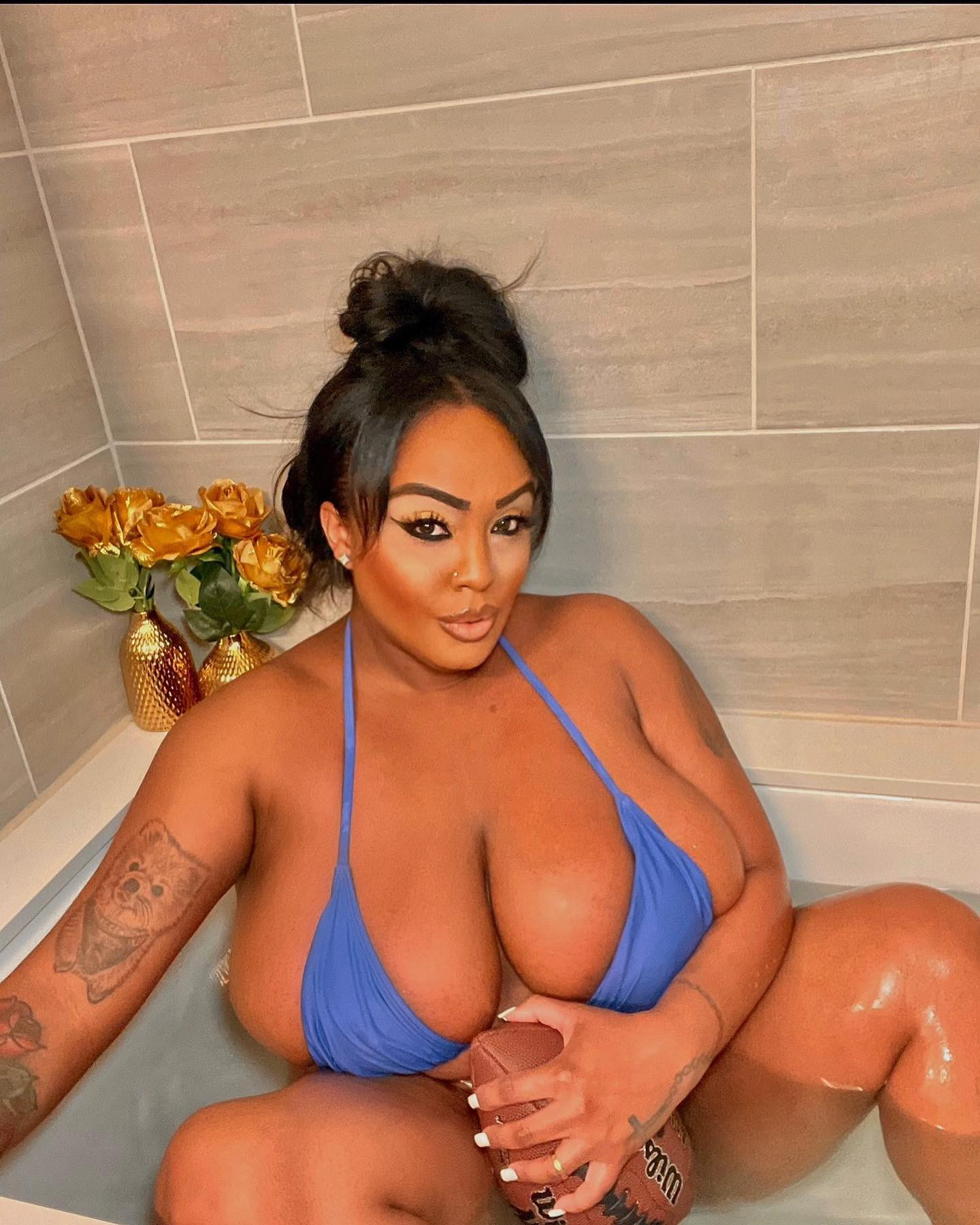 Leaked Layton Benton Nude Photo #101