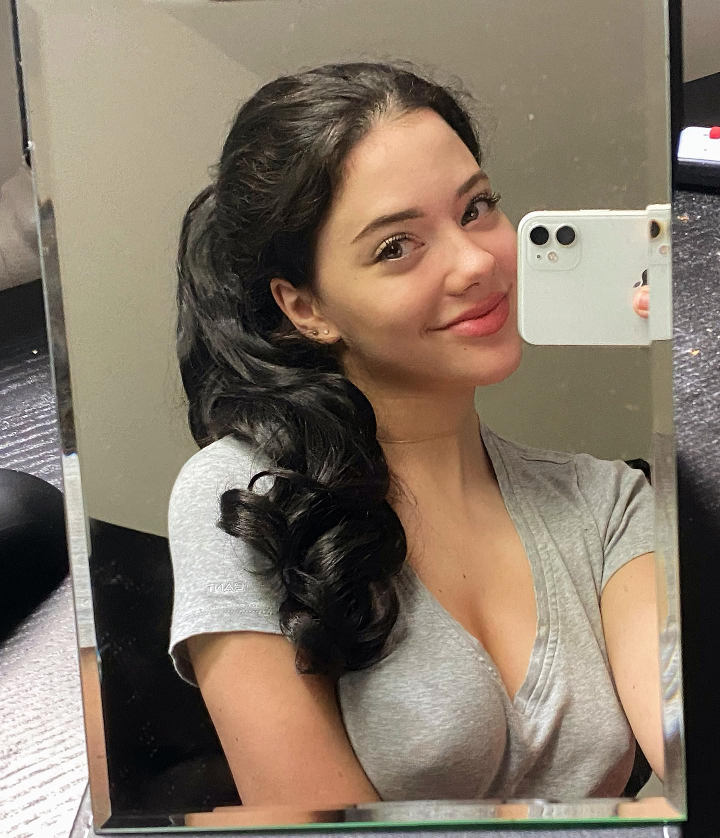 Leaked Vanessa Reinhardt Nude Photo #647
